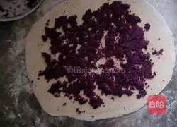 Purple Illustration of how to make potato rolls 4