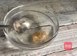  Illustration of how to make tomato and cucumber juice 8