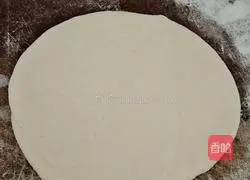 Illustration of how to make steamed stuffed buns with lanceol filling 12