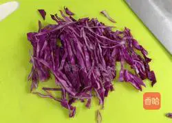 Illustration of how to make steamed buns and vegetable salad 4