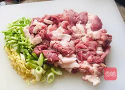 Illustration of how to make hot noodles and steamed dumplings 1