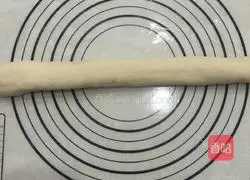 Illustration of how to make pan-fried steamed buns 5