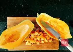 Illustration of how to make papaya, bigfoot, mushroom, coconut milk and duck soup 11