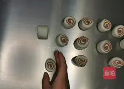 Illustration of how to make cocoa thread bean paste buns 11