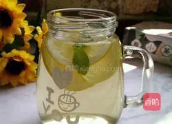 Lemon Honey Green Tea Recipe Illustration 8