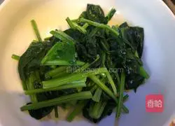 Spinach and Pork Liver Soup Recipe Illustration 9