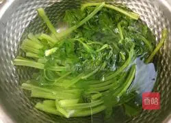 Illustration of how to make refreshing parsley 5