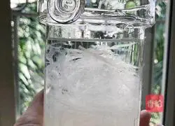 Illustration of soaking and stewing bird's nest 4