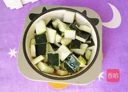 Lemon, winter melon rind, rose tea Practice illustration 2