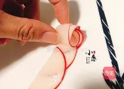 Illustration of how to make red radish and roses 12