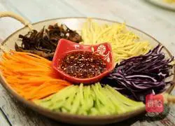 Illustration of how to make auspicious colorful silk 9