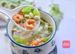 Illustration of how to make luffa, shrimp and mushroom soup 16