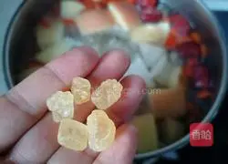 Recipe of Tremella Fruit Sweet Soup 7