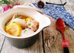 Illustration of how to make radish, corn and chicken soup 11