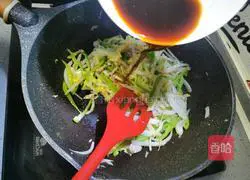 Illustration of how to make fried pancake bento 10