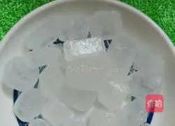 Tremella lotus seed soup recipe 2