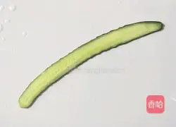 Illustration of how to make cool cucumber refreshing drink 2