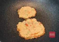 Illustration of how to make broccoli vermicelli pancakes 10