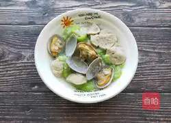 Illustration of how to make clam and loofah vermicelli soup 13