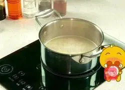 Illustration of how to make millet and longan porridge 1