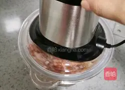 Illustration of how to make lazy meat pie 11