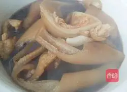 Illustration of how to make pork skin buns 9