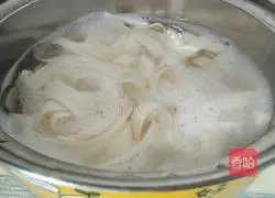 Squid Illustration of how to make spicy sauce noodles 5