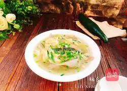 Cucumber and Mushroom Soup Recipe Illustration 15