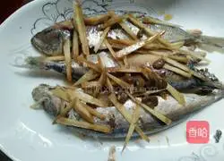 Illustration of how to make steamed fish 4