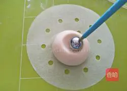 Illustration of how to make succulent-shaped steamed buns 14