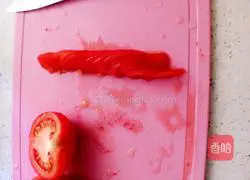 Illustration of how to make tomato roses 4