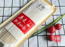 Illustration of how to make clear soup germ noodles 1