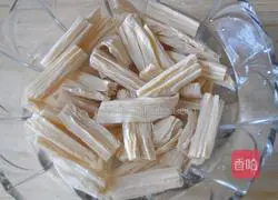 Illustration of how to make fried yuba and fungus 1