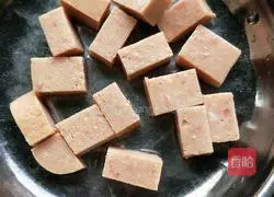 Lunch Meat, Tofu and Cabbage Soup Recipe Illustration 1