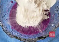 Illustration of how to make purple sweet potato cake with perilla filling 2