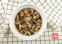 Illustration of how to use Qingju Fuling Decoction to strengthen the spleen and remove dampness 3