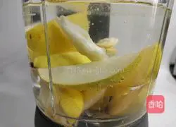 Illustration of how to make rock sugar snow pear 4