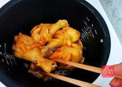  Illustration of how to make salt-baked chicken legs 10