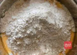 Illustration of how to make pumpkin rolls 6