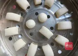 Illustration of how to make white steamed buns 6