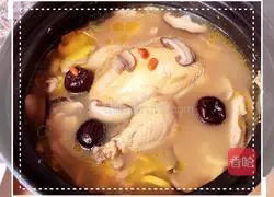 Illustration of how to make mushroom nourishing chicken soup 8