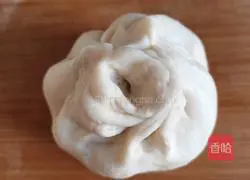 Illustration of how to make pork, chives and pickled mustard pot helmet 12