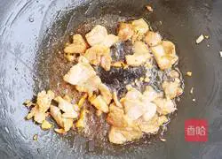 Illustration of how to make fried meat with snow peas 9