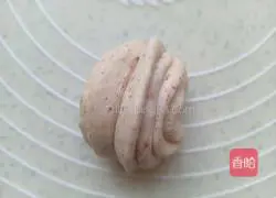 Illustration of making red date flower roll steamed buns 14