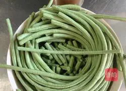 Sesame paste mixed with cowpeas Illustration of how to do it 1