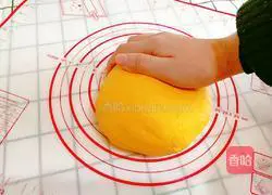 Illustration of how to make rose steamed buns 10