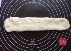 Illustration of how to make crispy fried dough sticks 4