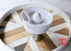 Illustration of how to make taro mud Bobo milk tea 4