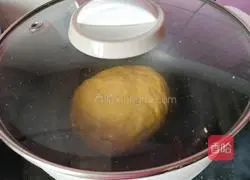 Illustration of making hollow small fried dough sticks (family version) 3