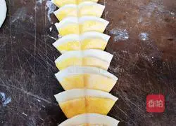 Lily Flower Steamed Buns (Steps) Recipe Illustration 3